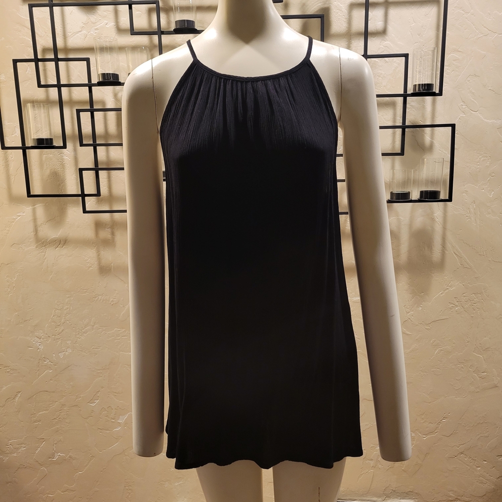 Black Sleveeless Keyhole Tank Top